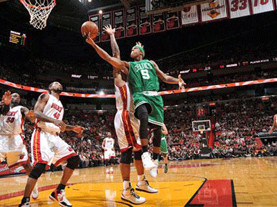 nba湖人vs快船_nba湖人vs快船视频回放_免费观看高清nba湖人vs快船比赛视频-雨燕直播